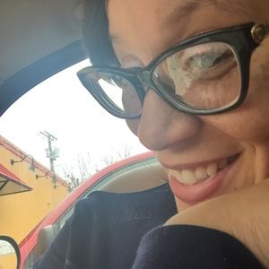 Meet your Posher, Shani